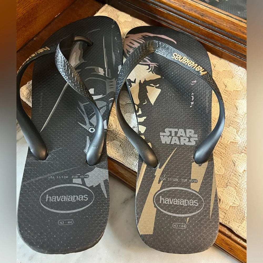 HAVAIANAS Star Wars‎ Darth Vader Luke Skywalker Beach Flip Flops Men's Size 11.5